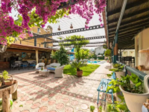 デデミン ガーデン ホテル ギョジェクのホテル