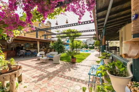 Dedeminn Garden Hotel Отели в г. Karginkuru Mahallesi