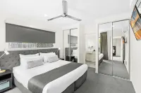 Blue Lagoon Villas Hotels in Yorkeys Knob