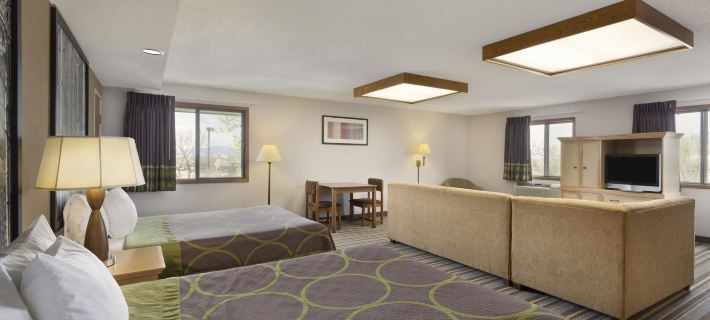 Super 8 by Wyndham Westminster Denver North ウェストミンスターのホテル
