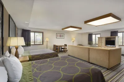 Super 8 by Wyndham Westminster Denver North Hôtels à : Northglenn