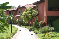 Seafront Residences - 4-Star