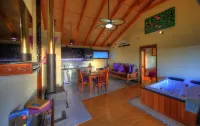 Maleny Tropical Retreat - Romantic