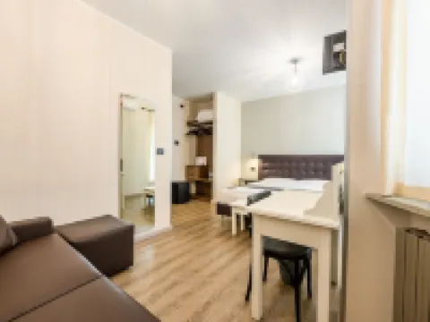 珀坡因酒店 薩盧佐酒店