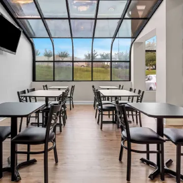 Super 8 by Wyndham Cornelia