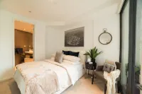 Mega Style Apartments Richmond - Parking