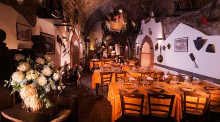 Agriturismo Monte Due Torri Отели рядом с достопримечательностью «Ponte di Ariccia»