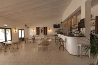 歐比特薩格里斯露營酒店 - 酒吧