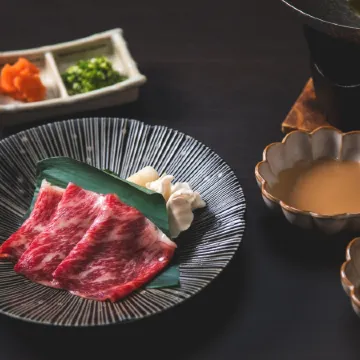 Kamisuwa Onsen Shinyu Отели рядом с достопримечательностью «Onsenji Temple»