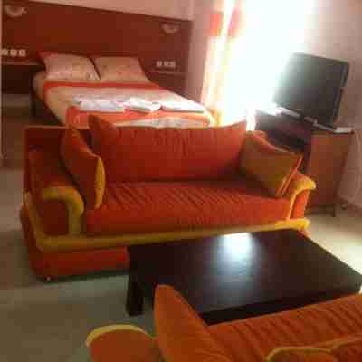 Oumaya Safa Rooms