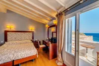 Apollonion Palace Hotels near Lazareta