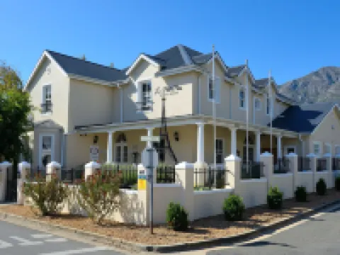 Le Petit Paris Hotels in Stellenbosch