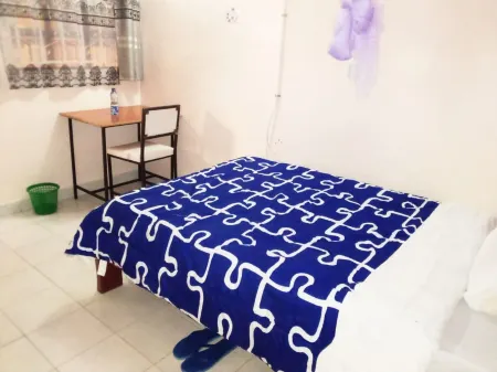 The Delta Falls Hotel Отели в г. Найяеруру