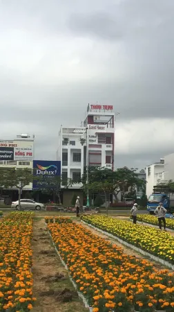 Thanh Trinh Guest House Отели рядом с достопримечательностью «Bao Lam Pagoda»
