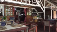 Les Acacias Bungalows - Bữa sáng