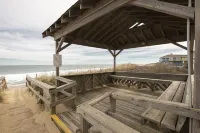 Duck, NC - Oceanfront and Unlimited Sunrises!  Welcome to Sandy Quacks!