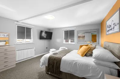 Still House Hotels near Boston College