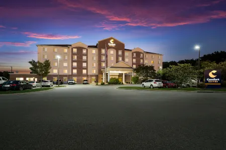 Comfort Suites Suffolk - Chesapeake