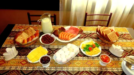 Park Avenue Hotel Yerevan Отели в г. Гарни