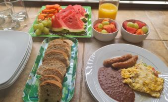 GM Suites Bed & Breakfast