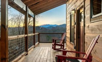 Sunrise Ridge 3Br 3b Home w Fireplace Gameroom