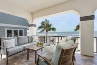 Curious Tides - 3132/3134 Estero Blvd. 10 Bedroom Townhouse by RedAwning