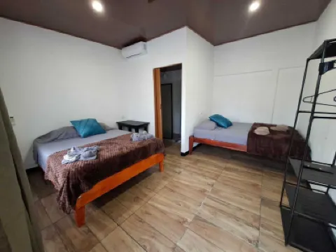 เคบินี ทาซ โรงแรมใน