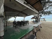 Tharadol Beach Resort - Beach