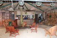 Tongan Beach Resort - bar