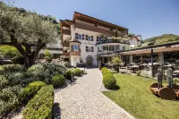 Boutique Hotel Zum Rosenbaum Hotel a Andriano