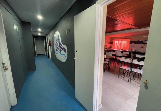 엘찰텐 숙소 공용 주방