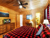 Pet Friendly with Mountain Views on 151 BrewRidge Trl Near Wineries~Hikes~Skiing