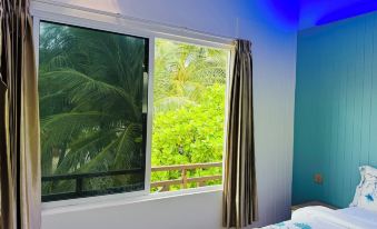 Wave Crest Retreat