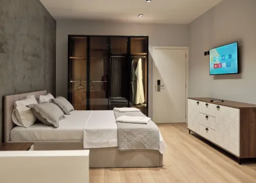 Montflux Hotel