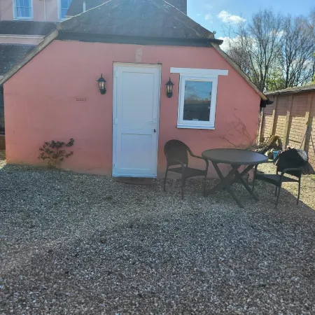 Beautiful Self Contained Cottages in Westbury