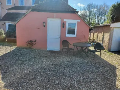 Beautiful Self Contained Cottages in Westbury Hotel in zona Trowbridge