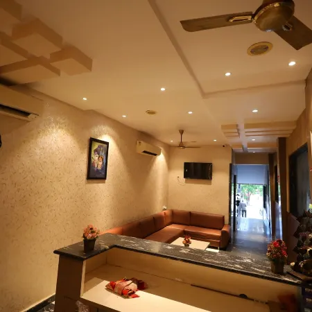 Hotel Bhagyaraj Palace Keshavpuram