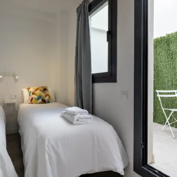 Habitat Apartments Teatre Hotels near Museo de Hospitalet de Llobregat