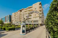 The Terminal 1 Stay - Steps from Nightlife and Airport Hotels near Misr International University (MIU)