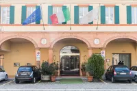 Phi Hotel dei Medaglioni Hotel in zona Ristorante Bambù Grill Sushi & Wok