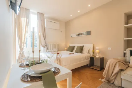 MT Studio by Rent All Como