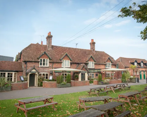Swan, Thatcham by Marston's Inns Hotels in Thatcham