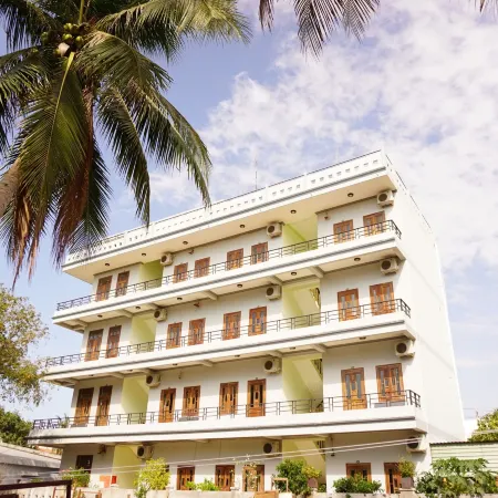 Cat Tien Guesthouse Отели рядом с достопримечательностью «Красные песчаные дюны»
