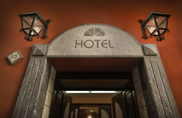 皮可洛科爾杜尼努奧羅拉酒店