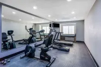 Microtel Inn & Suites by Wyndham Burlington Hotels in Burlington