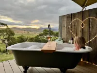 Aquila Eco Retreat Hotels in Sorell