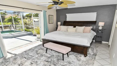 Coral Sunshine - large south terrace with pool/spa