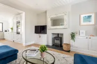 홀리 헤이스 하우스