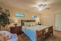 Villa Iki -Private Dock & Pool - Oceanfront 10 Guests