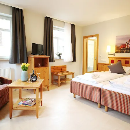 Aparthotel Alte Schmiede Dettelbach Ξενοδοχεία στην πόλη Dettelbach